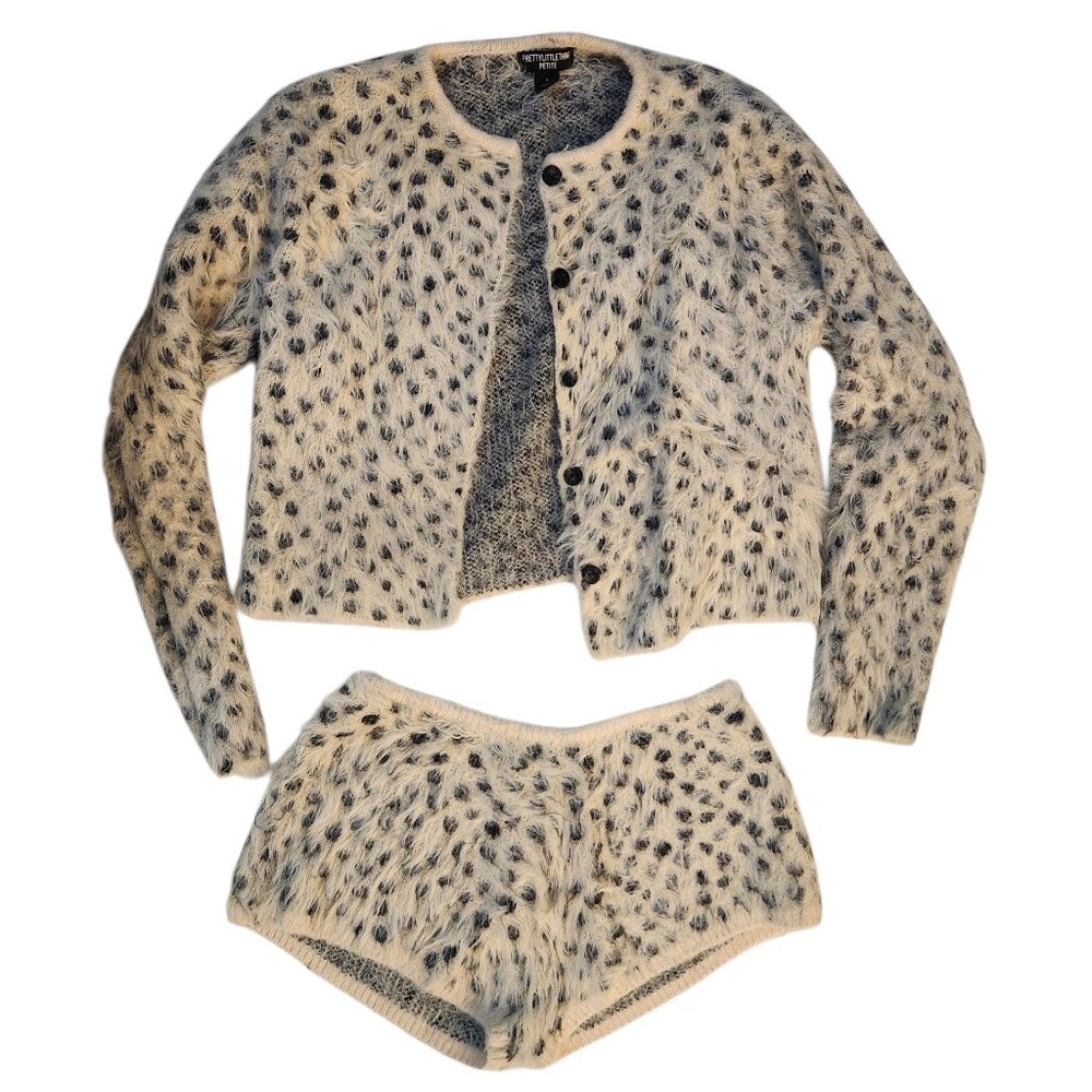 Prettylittlething Two Piece Shorts Set Size Small Faux Fur Cream Black Buttons